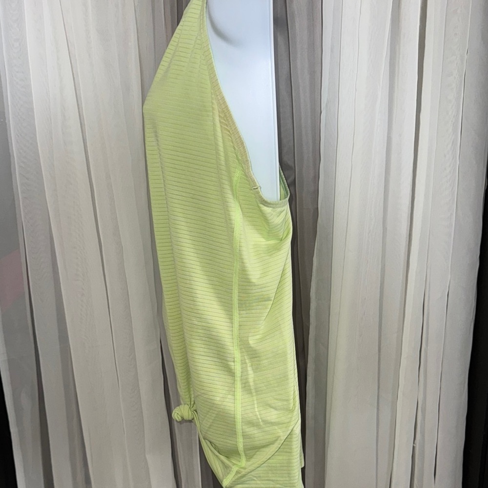 Athleta Green Tie Front Tank Top - Picture 4 of 7
